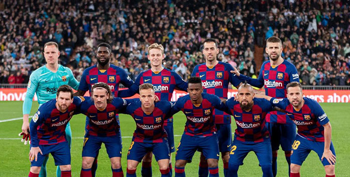 giới thiệu về Barca và bộ Kit DLS 2023